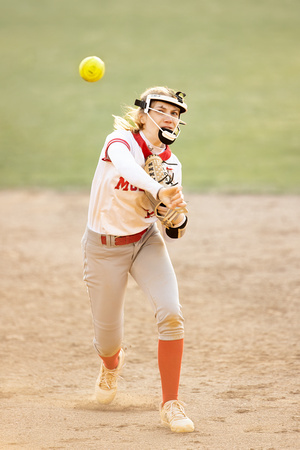 McLean varsity softball vs Langley 2024-04-24