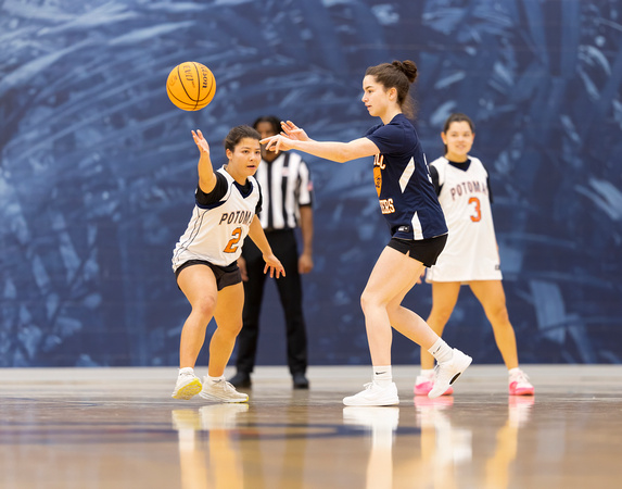 2024-11-29 Potomac varsity girls basketball vs Potomac alumnae