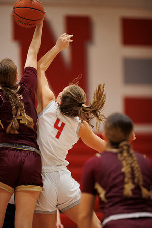 2023-11-30 McLean varsity girls basketball vs Broad Run