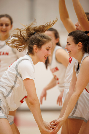 2023-11-30 McLean varsity girls basketball vs Broad Run
