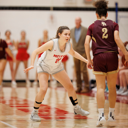 2023-11-30 McLean varsity girls basketball vs Broad Run
