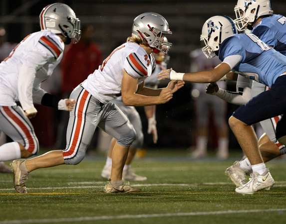 McLean varsity football vs Yorktown 2022-09-30