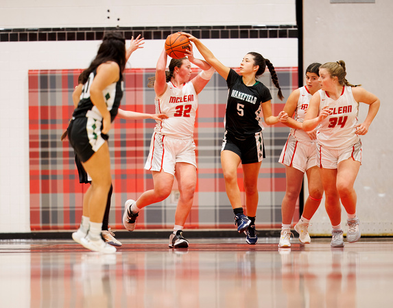 2023-12-20 McLean JV girls basketball vs Wakefield